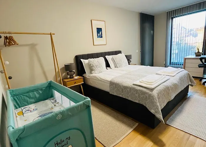 Freesia Apartment With Underground Parking