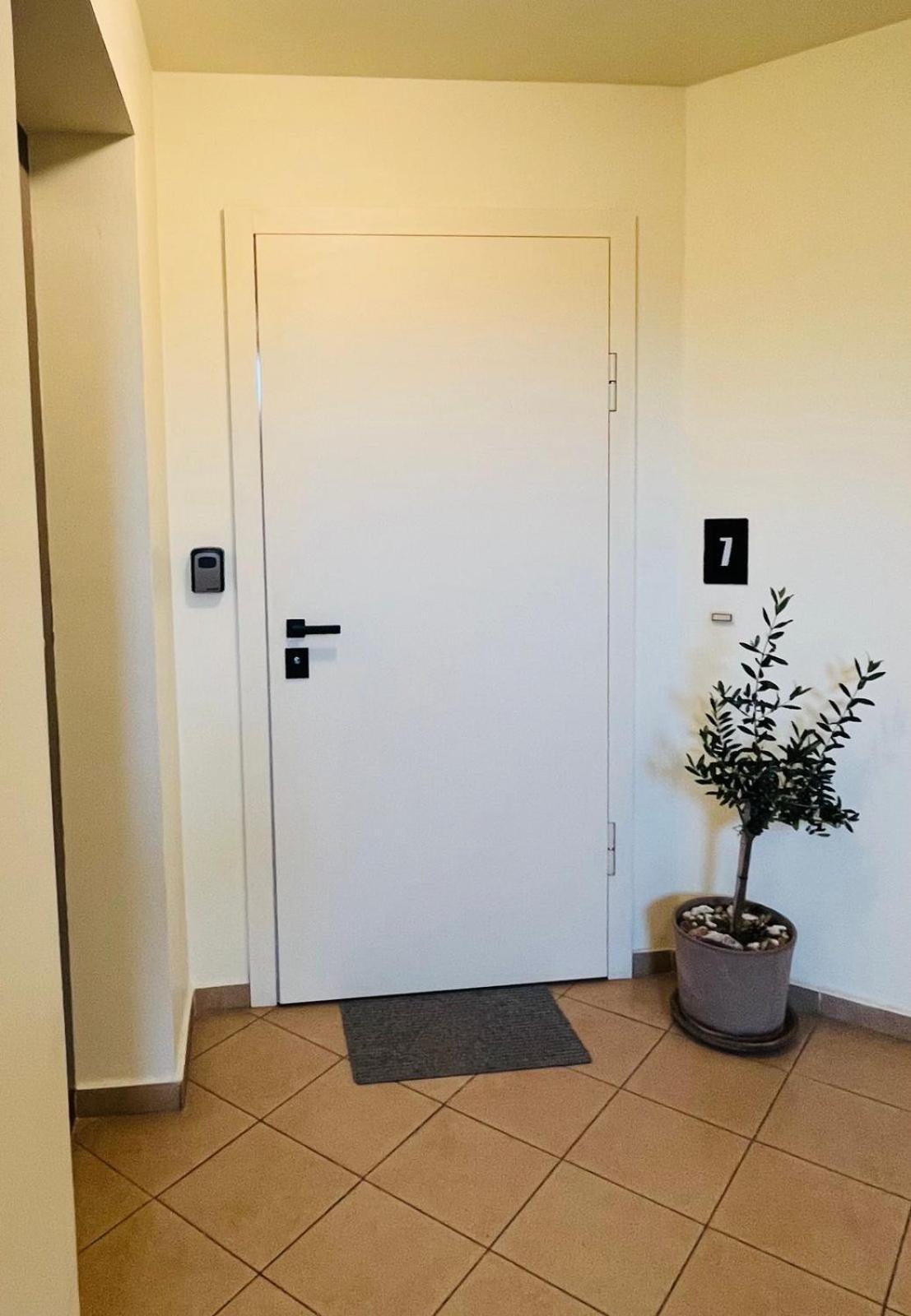 Freesia With Underground Parking Sofya